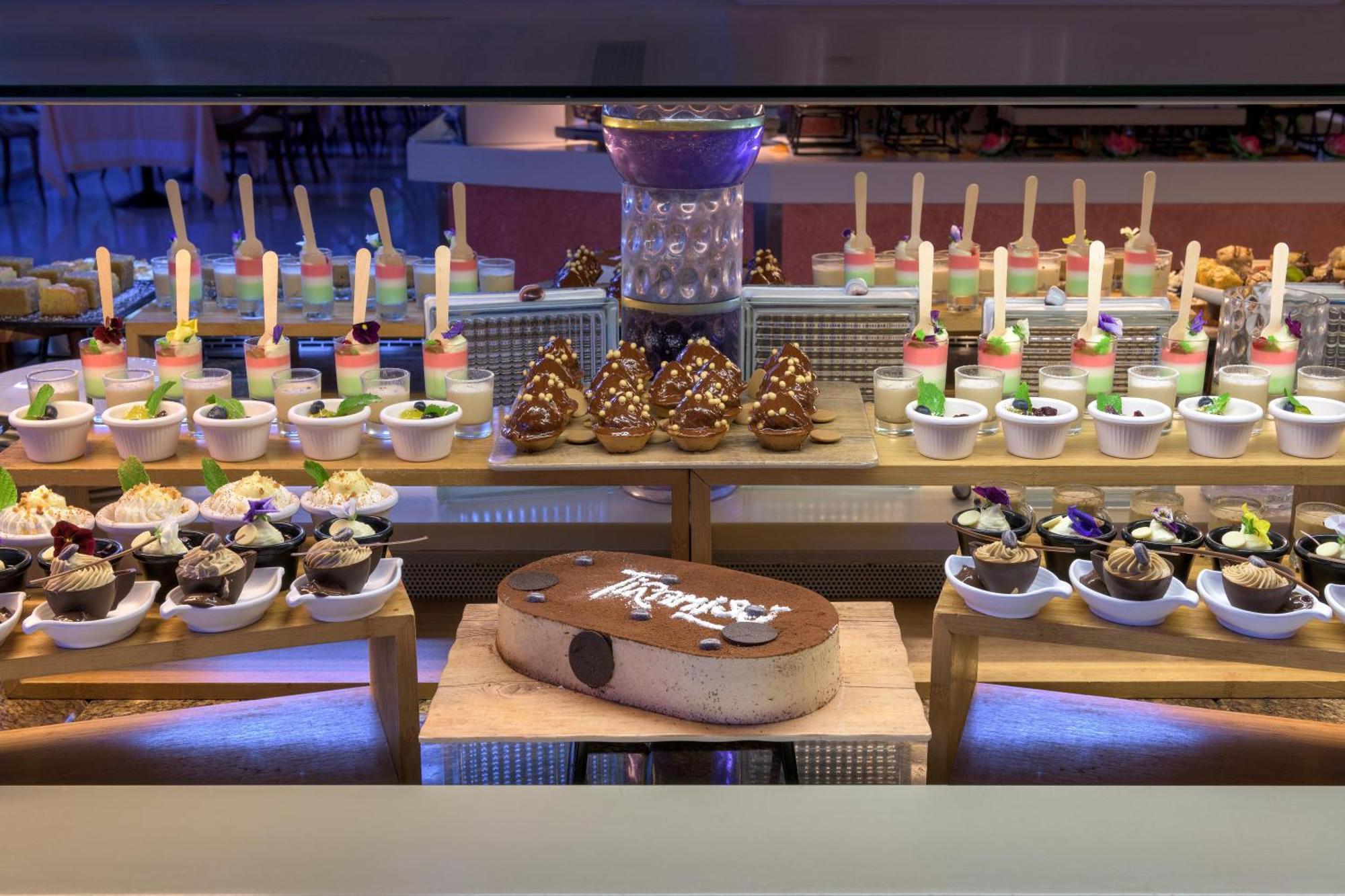 Rodos Palladium Leisure & Wellness Kallithea  Exterior photo A dessert buffet